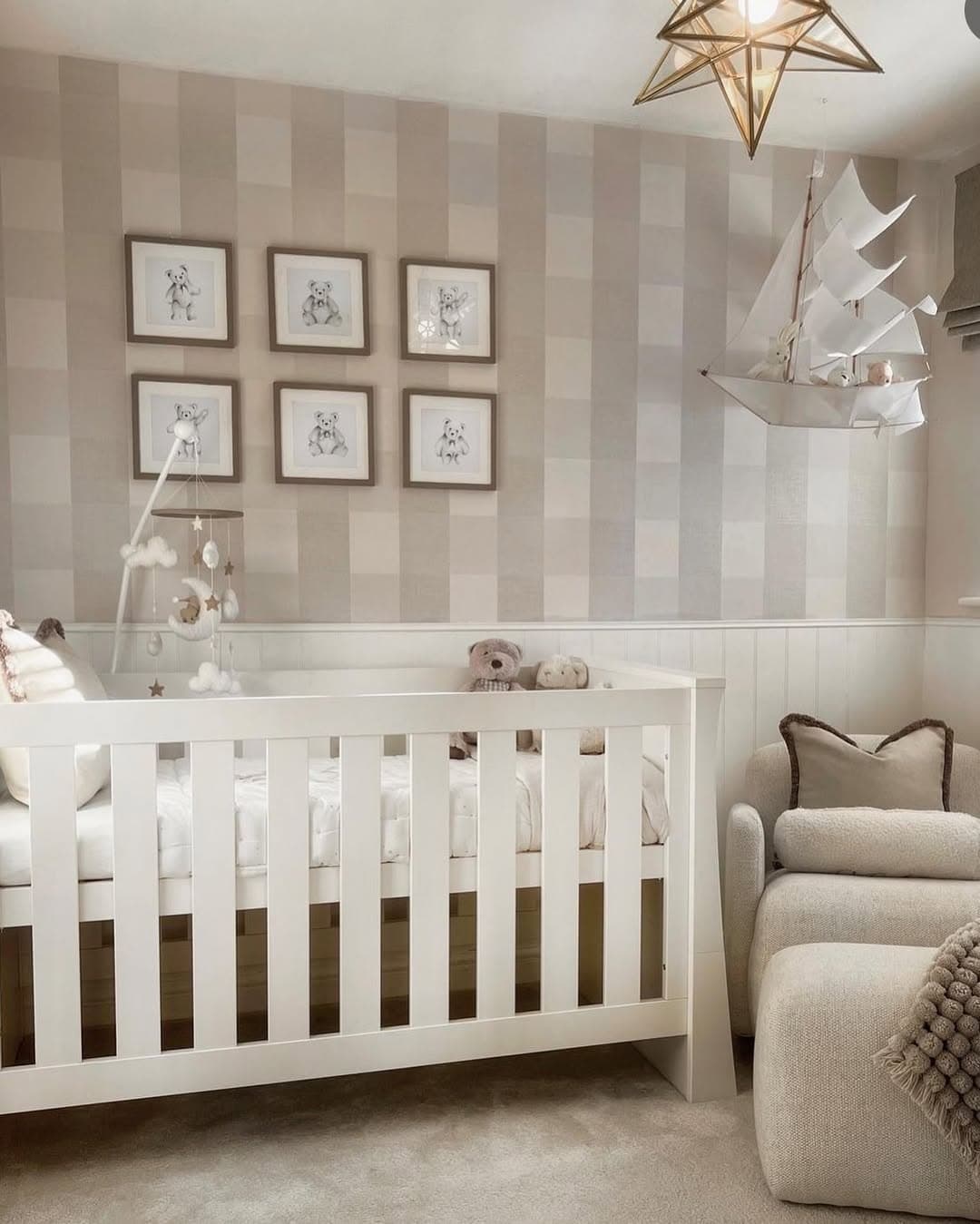 Happy hump day lovely people! Hope the week is treating you kind 🤍It’s day 3 of half term which (1).jpg