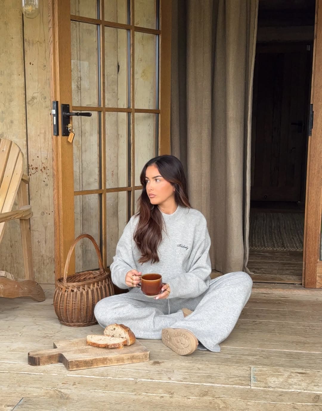 Living my Pinterest autumn 🍂🌾☕️🪵.jpg