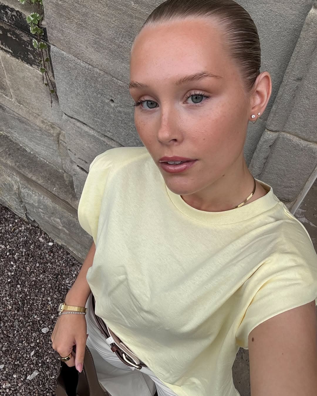 summer me is defrosting ⛅️🌼💫⛱️--girlyoutfits -ootd -butteryellow -pinterestoutfits -girlyaesthetic -outfitinspo (1).jpg