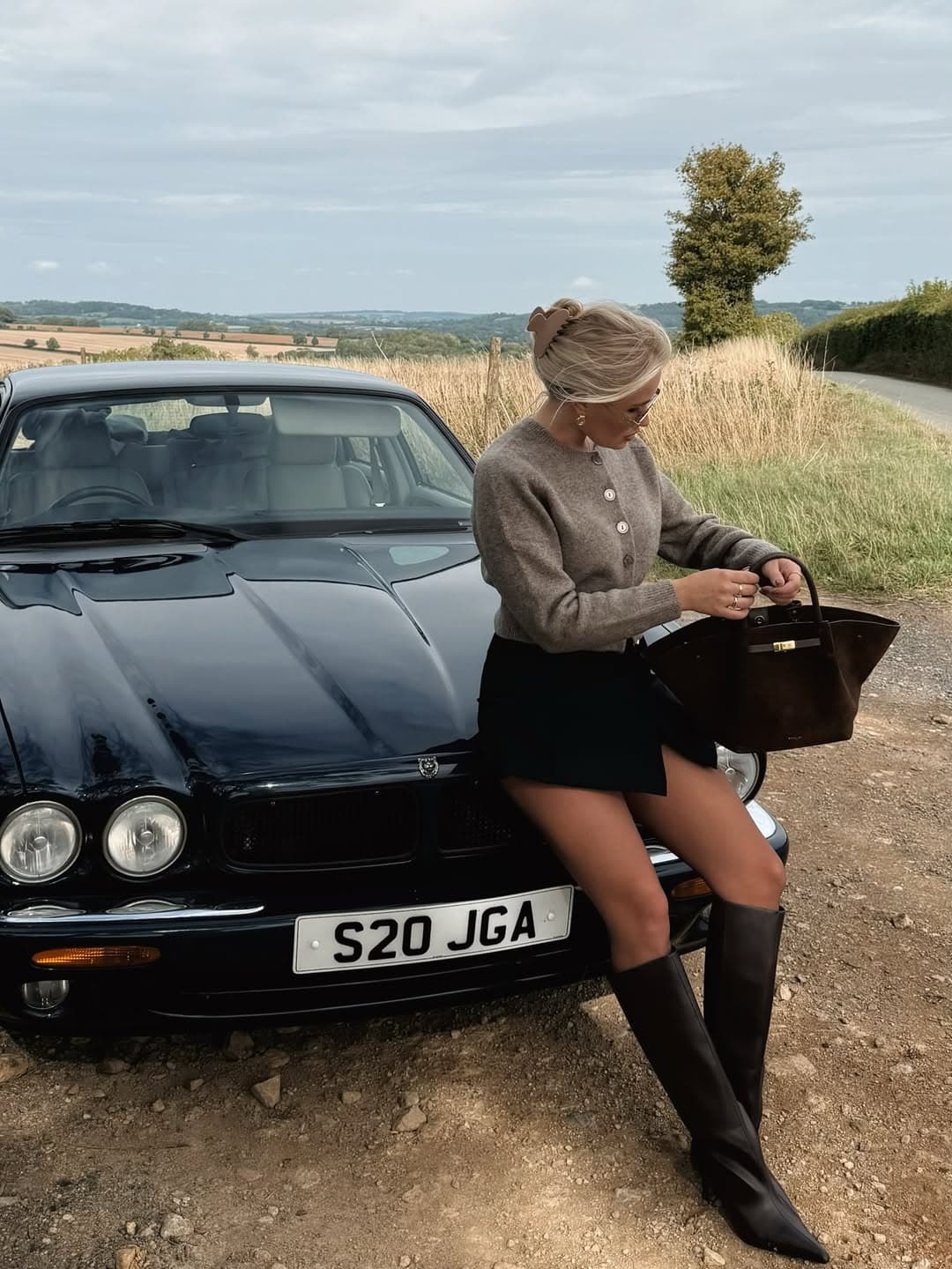 Classic 🫶🏼🍂comment SHOP for the outfit links x -autumnstyle -classicstyle -fashioninspo skort.jpg